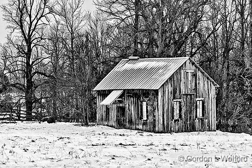 Old Building_P1000620-2BW.jpg - Photographed near Rosedale, Ontario, Canada.